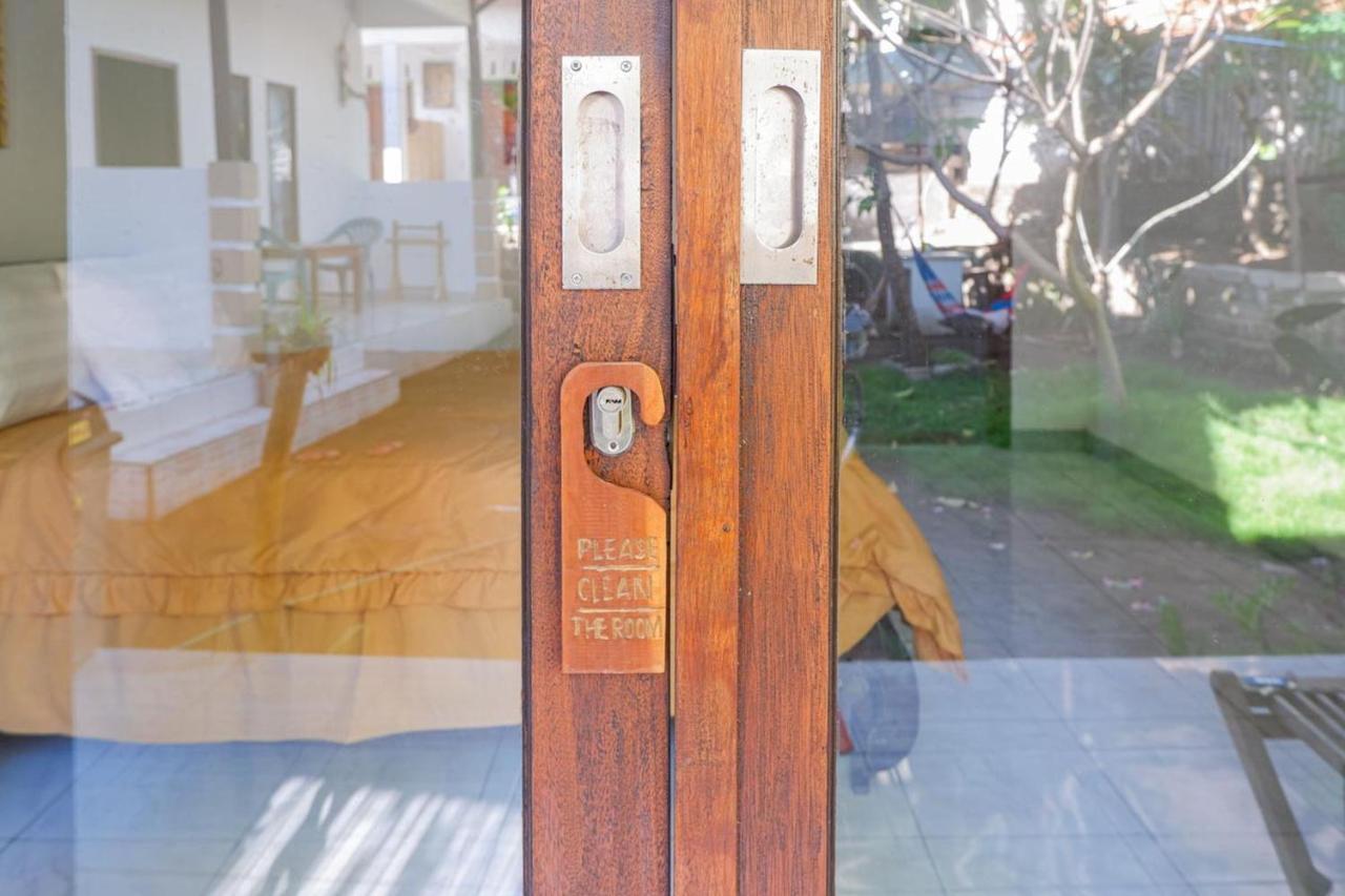 Bukit Garden Gili Trawangan Bed and Breakfast Εξωτερικό φωτογραφία